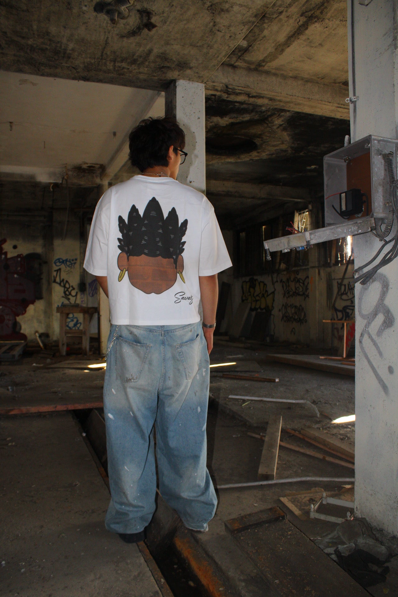 Cropped Face Tee
